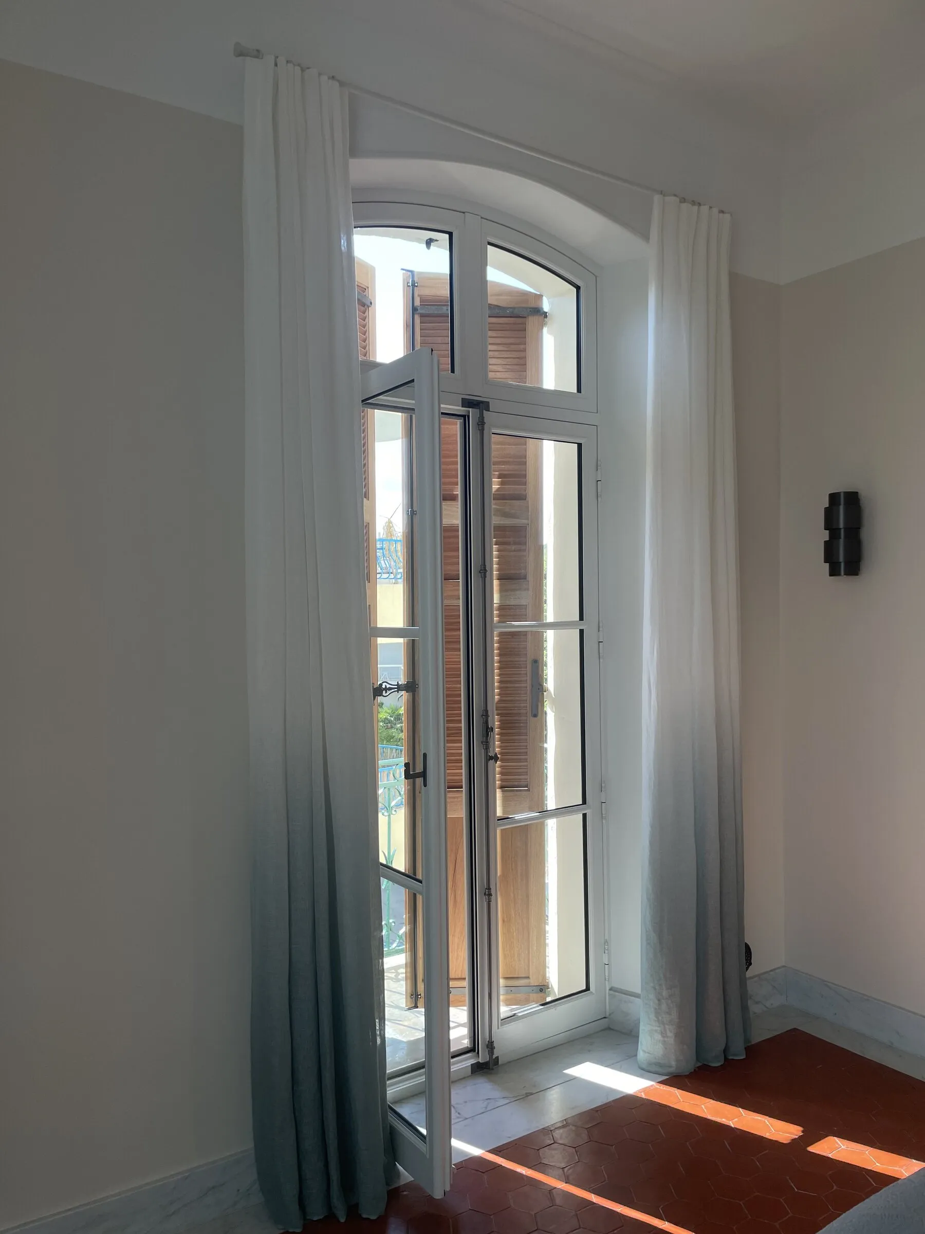 Cannes — image 35